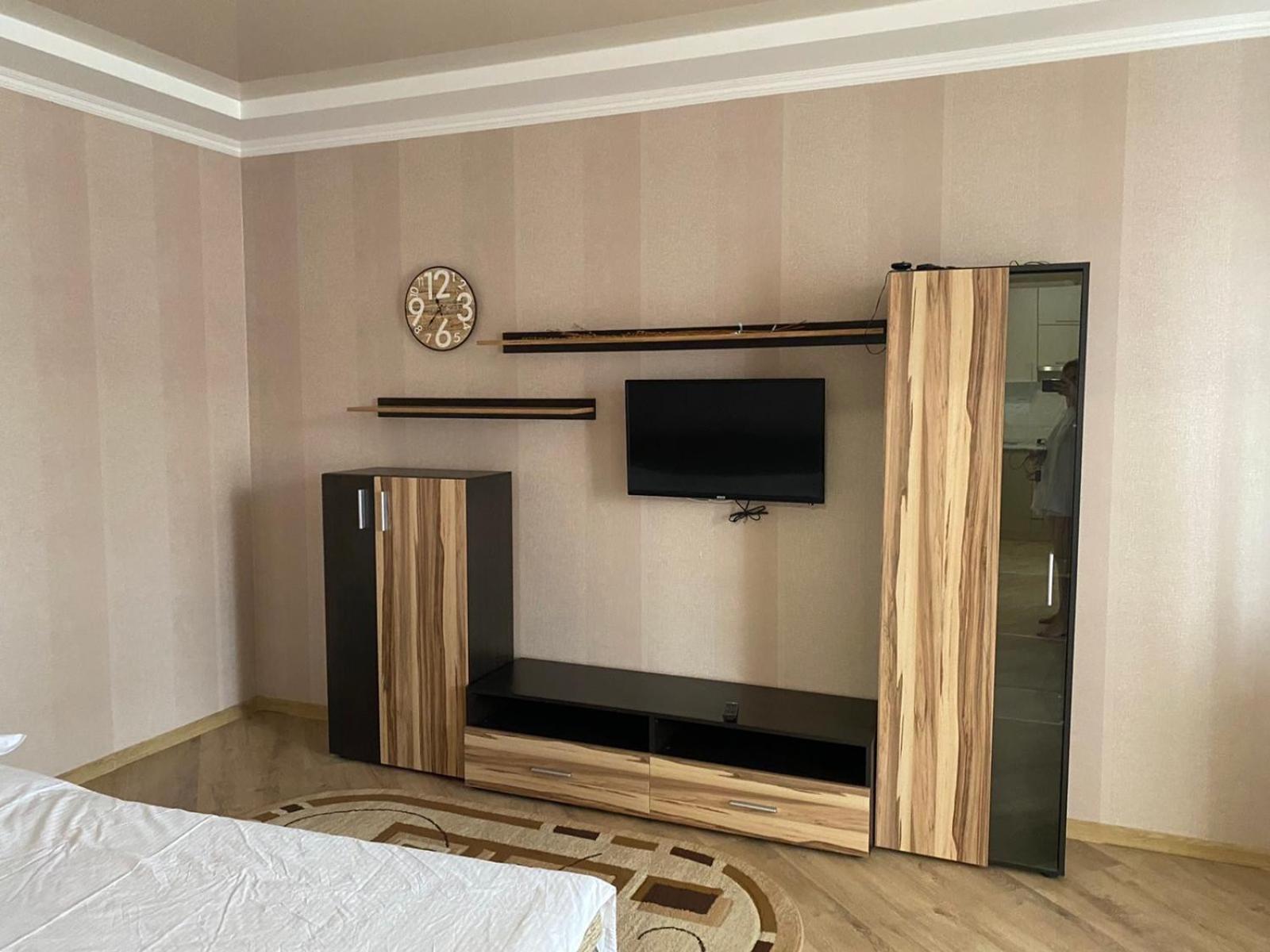 Ogienka 2b, Center Lutsk Appartement Buitenkant foto